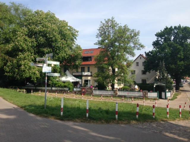 Cafe'Seestrasse Magdeburgo Exterior foto